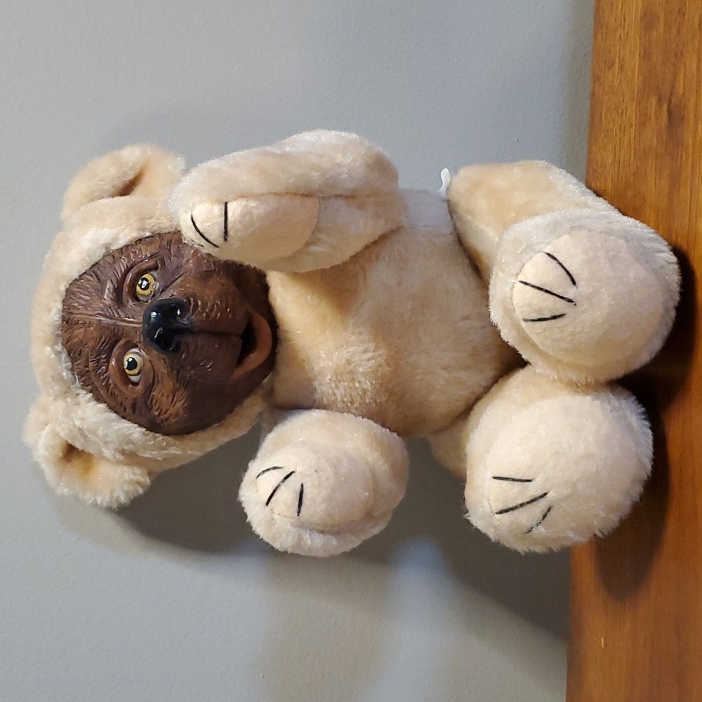 Rare Vintage Raz Imports stuffed bear 1972